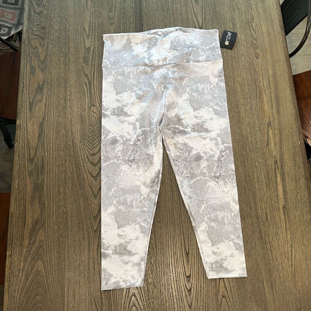 NWT Onzie Tonal High Rise Leggings Gray Tie Dye Marble Size 1XL